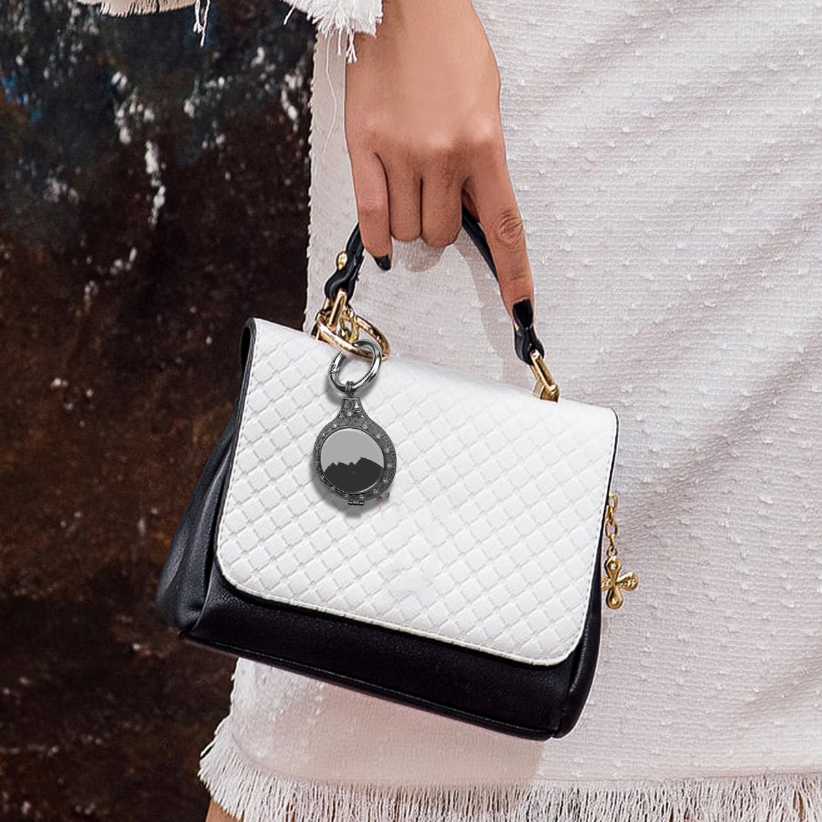 Fashionable Personality Electroplating Keychain Protective Shell