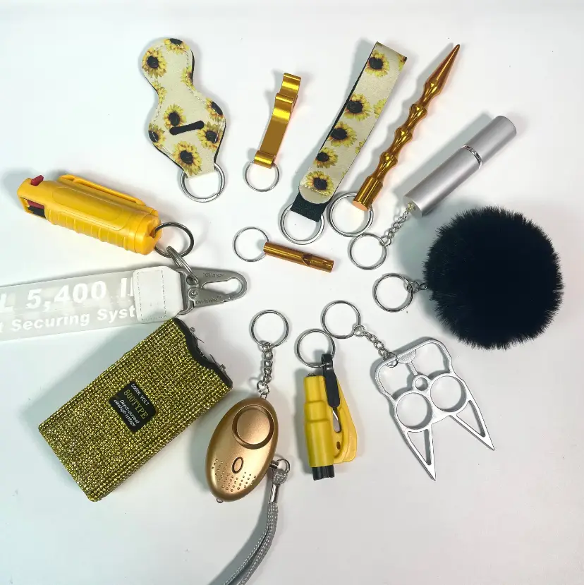 Whistle Hair Ball Spray Key Chain Suit
