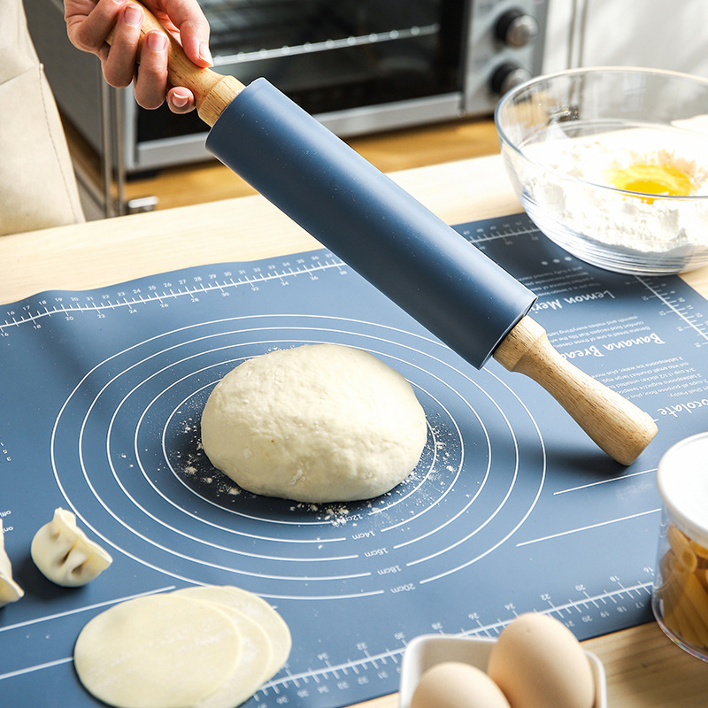 BEYONDARY Thickened Non-Slip Rolling Pin with Large Non-Stick Mat