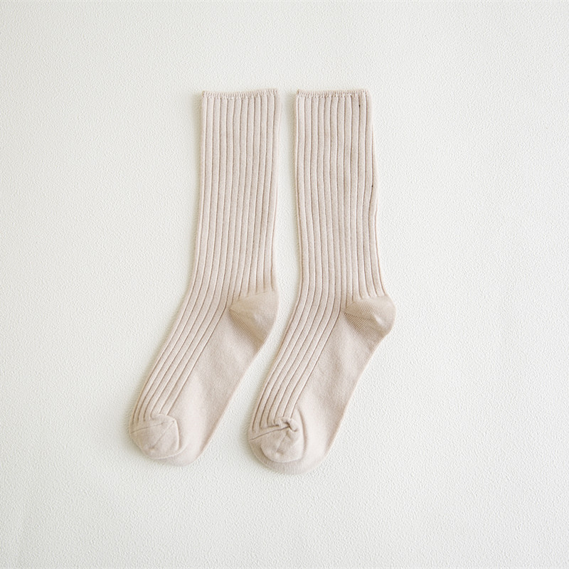 Title 2, Medium tube casual socks