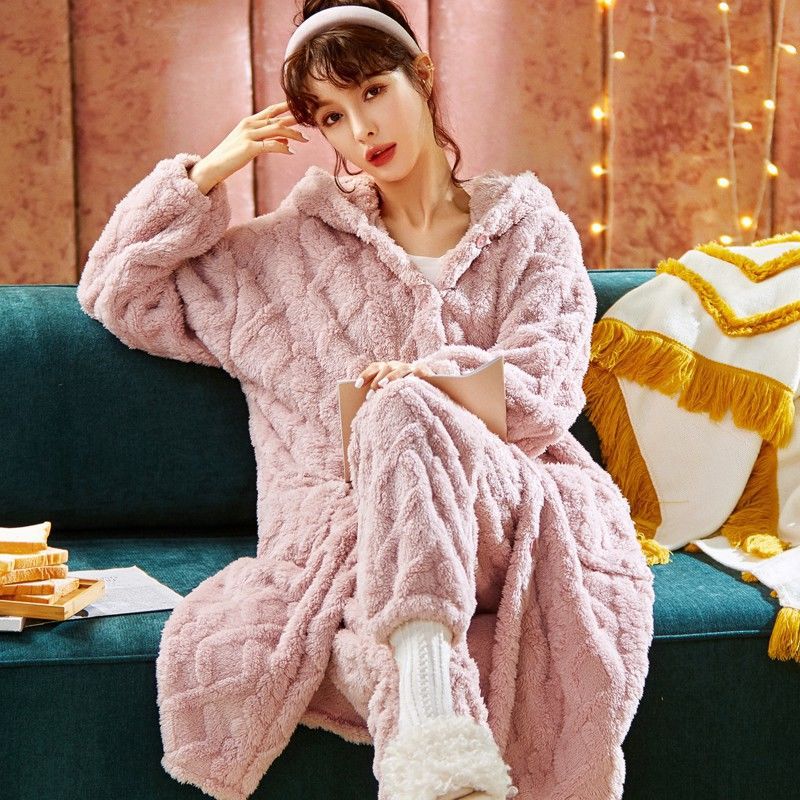 Title 5, Long Flannel Robe Bathrobe Loungewear Set