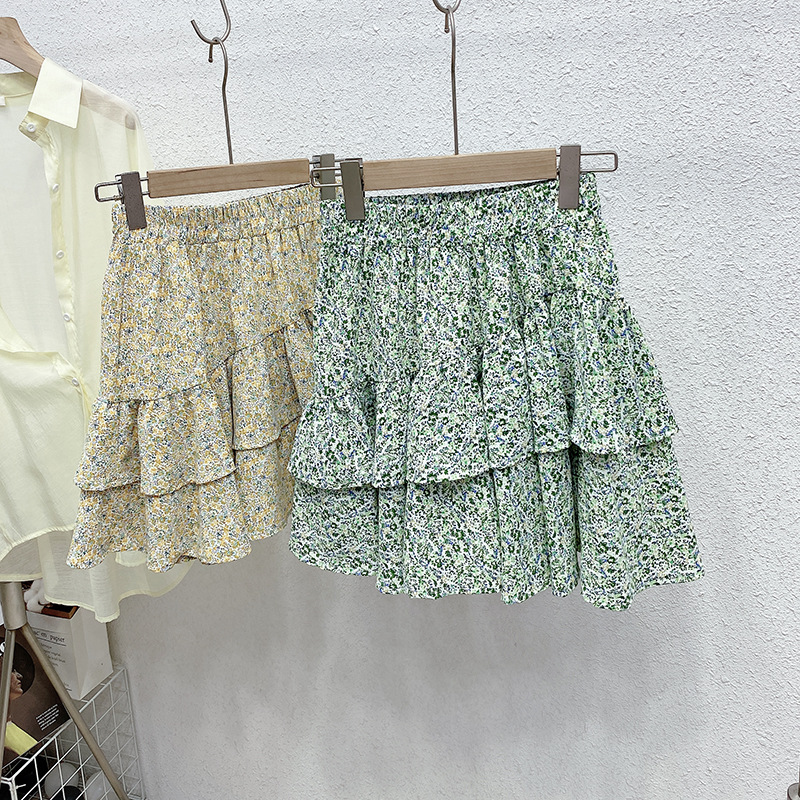 Title 4, Elastic High Waist Small Floral Cake Skirt, off...