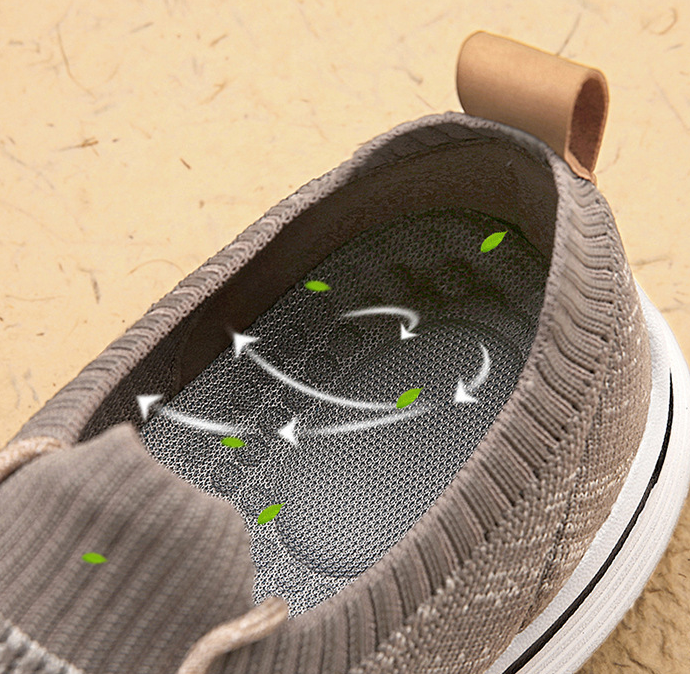 Middle - Aged Mesh Fly Knitting Sneaker Man