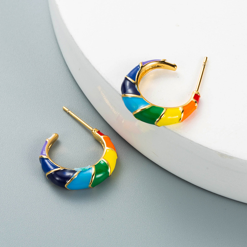 Fashionable Copper Plated 18K Gold Color Dripping C-shaped Earrings