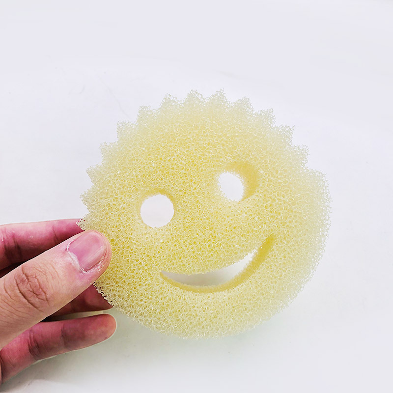 Title 2, Smiling Face Magic Clean Wipe Loofah