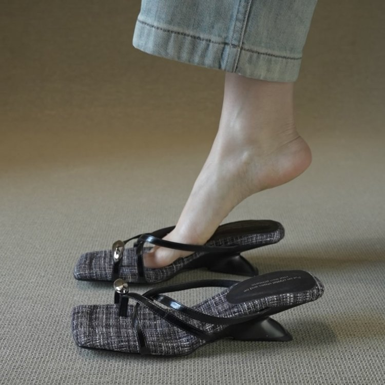 Wedge Heel Thong Sandals, picture 4 of 4