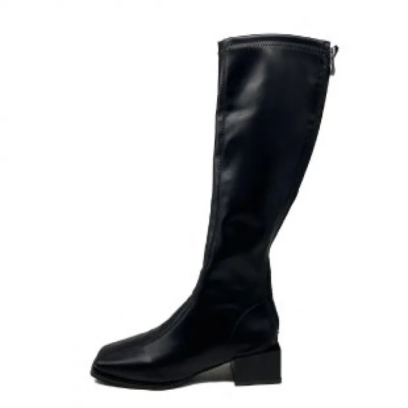 The New Small But Knee-length Boots - Black