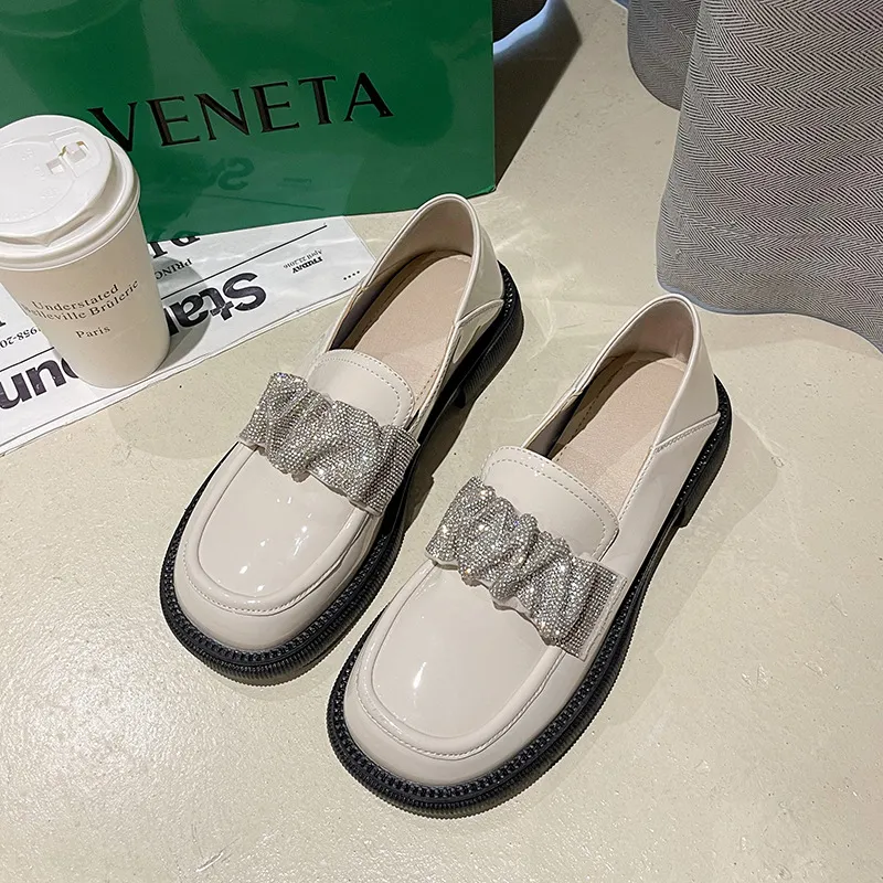Round Toe Comfortable And Breathable Rhinestone Loafers - Beige