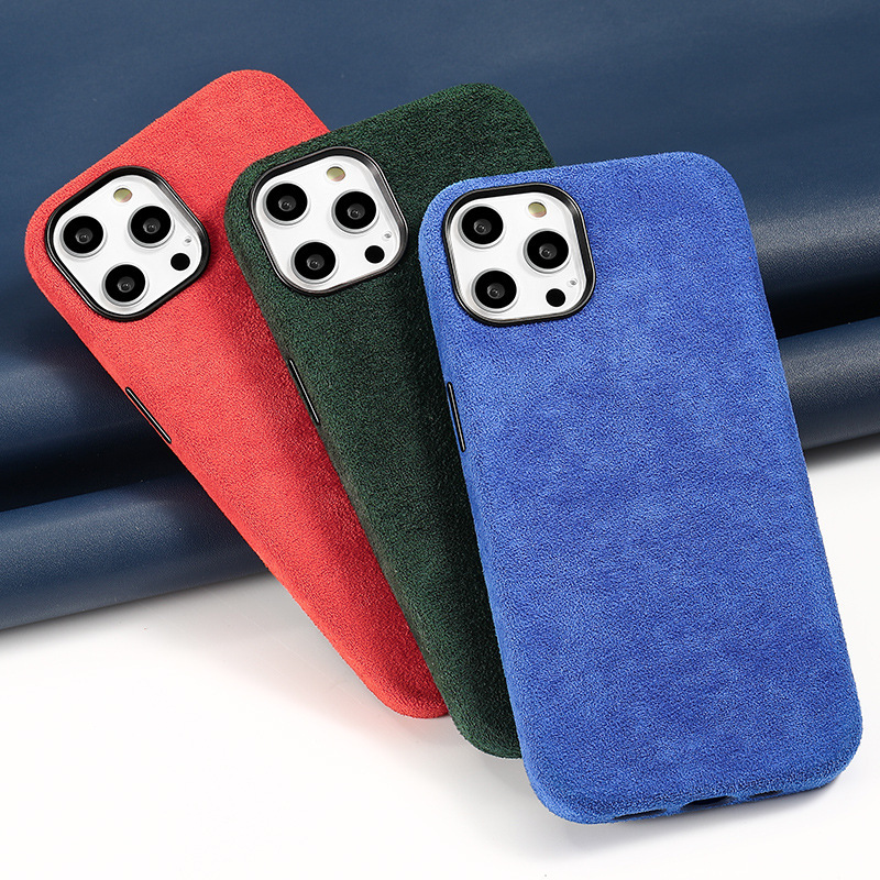 Plush Warm All Inclusive Mobile Phone Case Magnetic Type