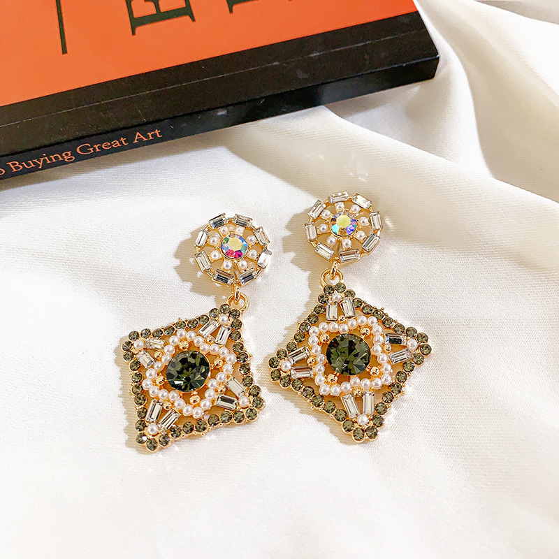 High-end French Baroque Emerald Stud Earrings