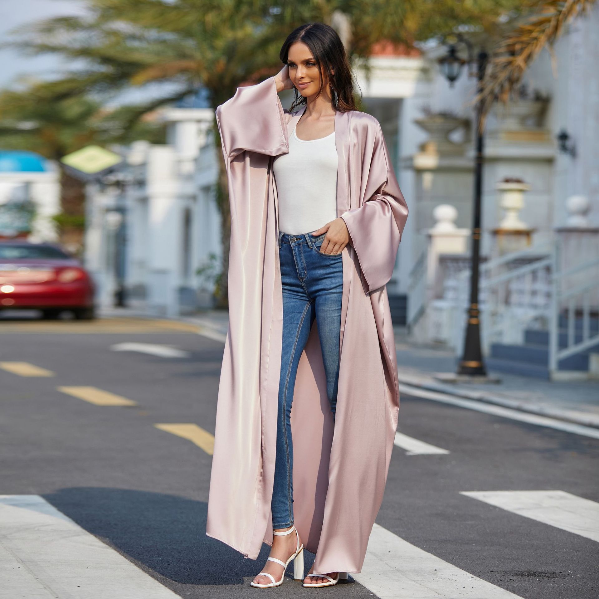 Women's Temperament Fashion Big Yards Cardigan Outside The Robe