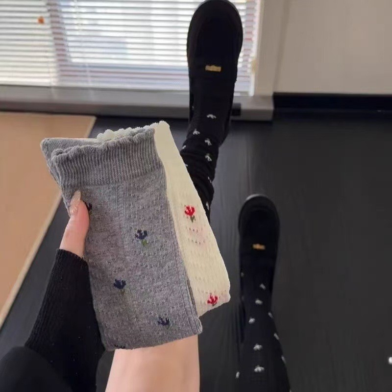 Small Floral Breathable Socks For Women, Hollowed Out And Versatile With Mesh Eyes, Tube Pile, Calf Socks