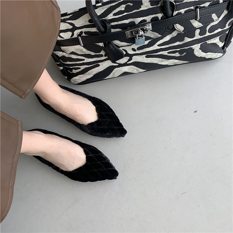 Pointed Toe Flat Shoes