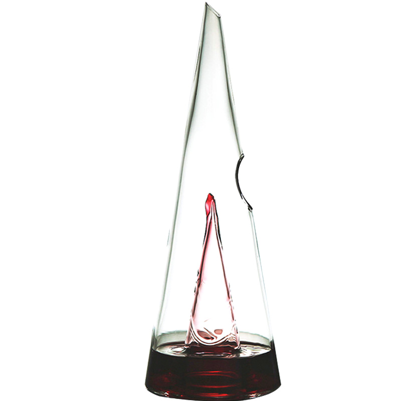 Pyramid decanter