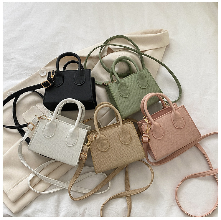 New Fashion Casual Retro Messenger Bag Women's Versatile And Simple