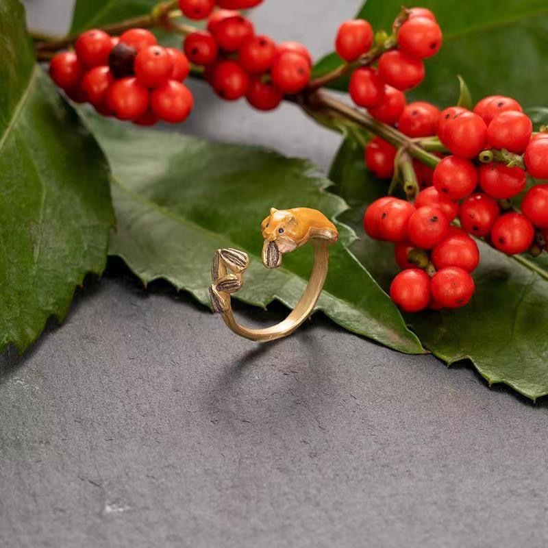 Fashion Hamster Eating Melon Seeds Ring