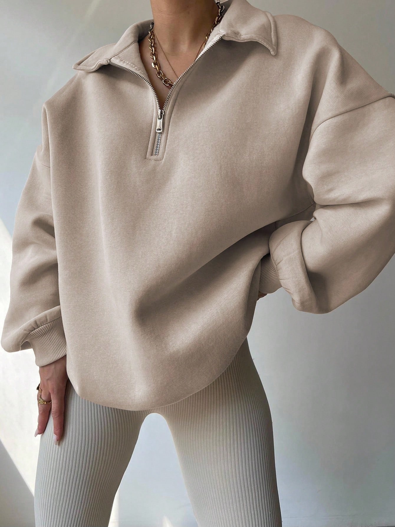 https://cf.cjdropshipping.com/27a95ff2-6630-40b5-9aec-561494bfd7a3.jpg