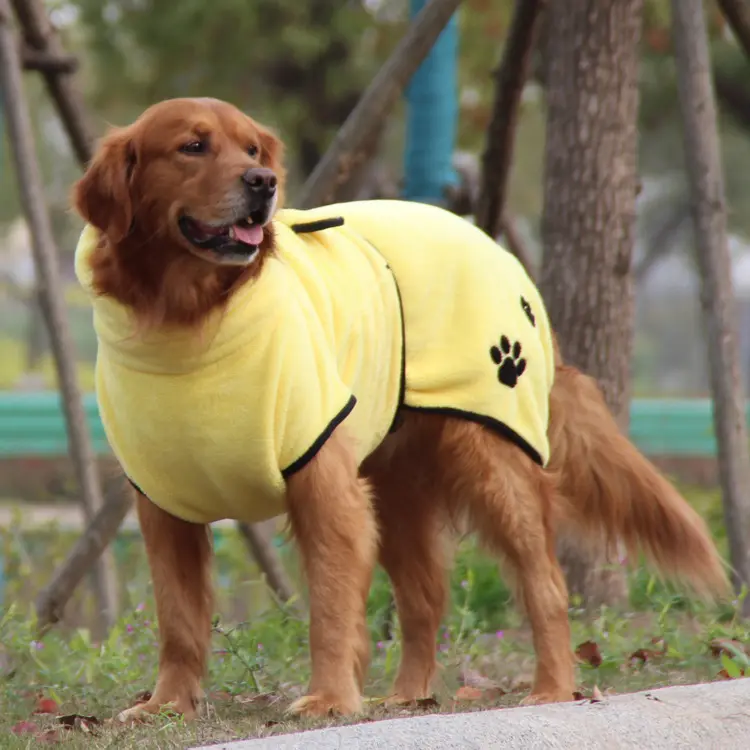 Soft And Absorbent Pet Embroidered Bathrobe Coral