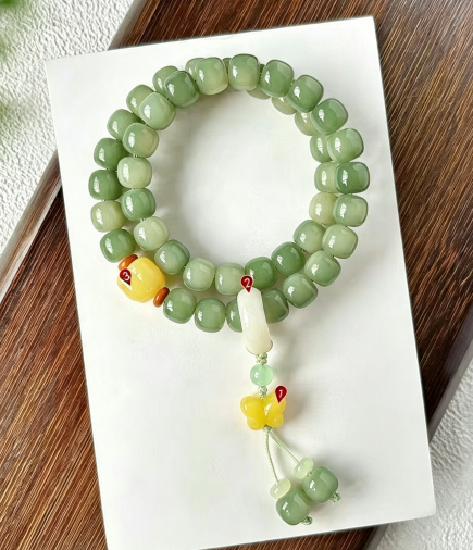 Bodhi Seed Beaded Bracelet