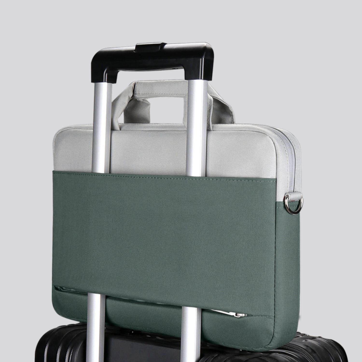 حقيبة لابتوب بسيطة وخفيفة