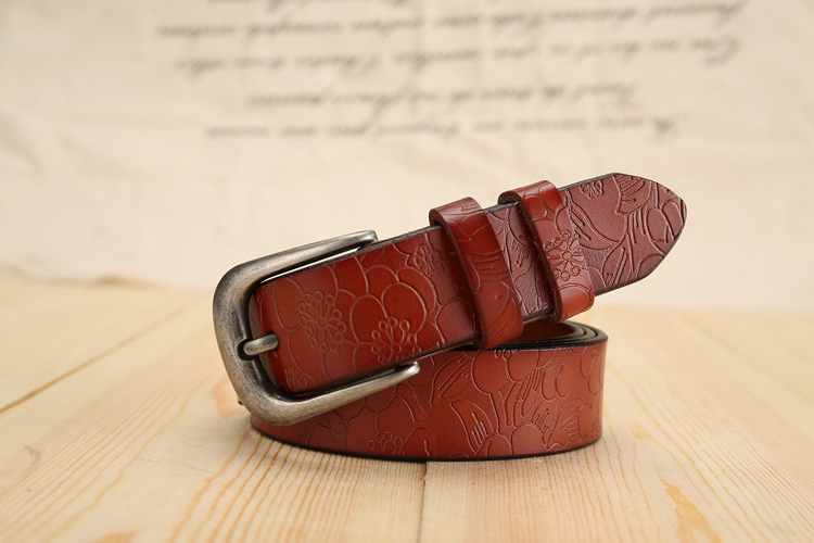 All-match Ladies Cowhide Embossed Leather Belt