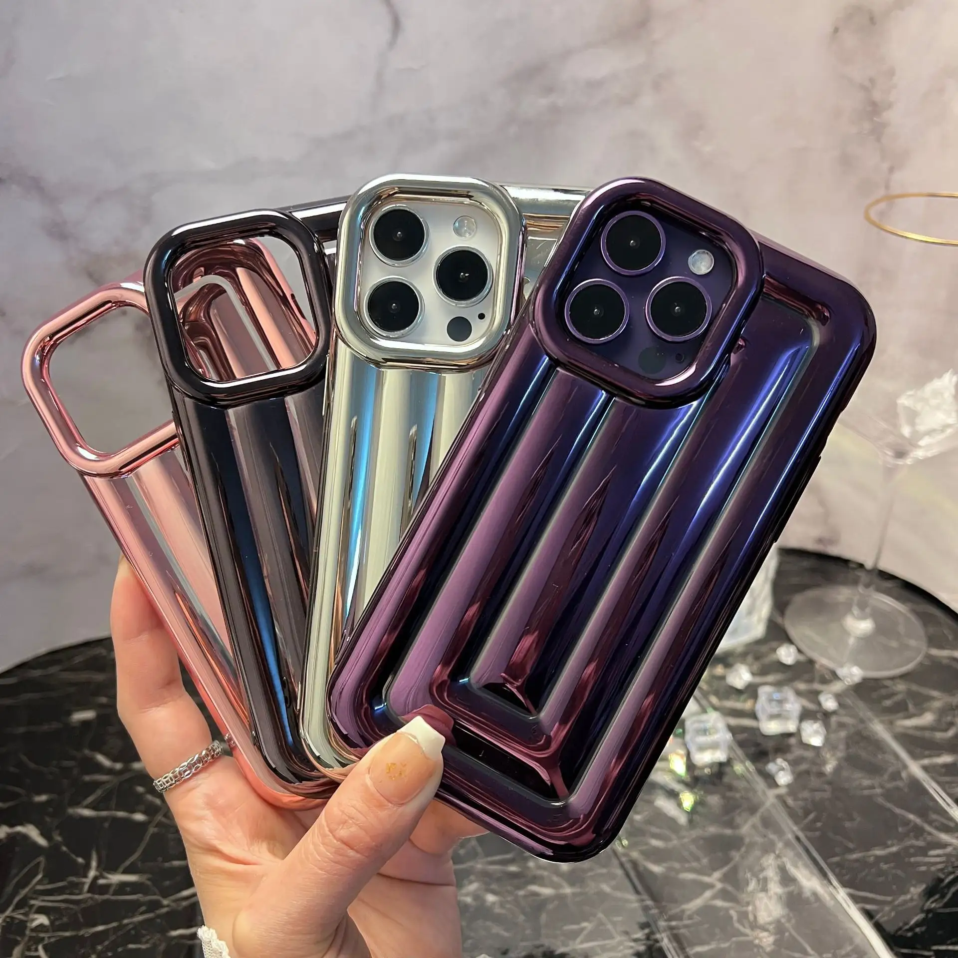 Electroplated Stripe Phone Case Is Simple
