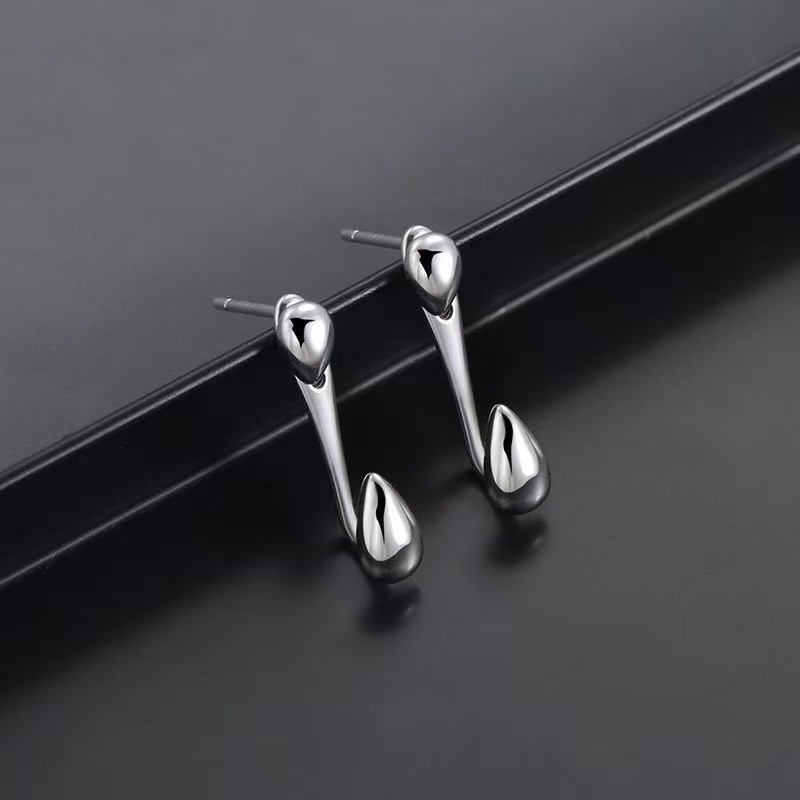 2026 Bestseller Unisex Retro Earrings, Trendy High Quality Studs For Men, Chic Vintage Non-Pierced Ear Clips For Fashion Women Streetwear