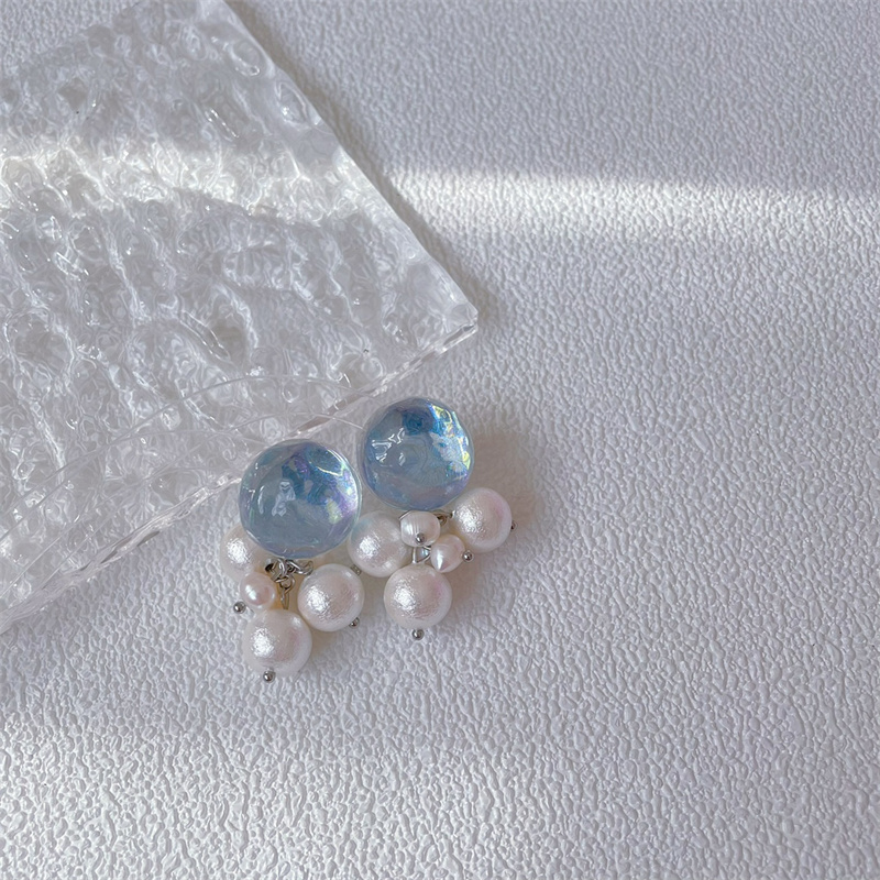 Cool Summer Blue Water Ripple Pearl Flower Cluster Grape Cluster Earrings