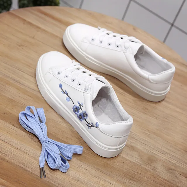 New Street Style Small White Shoes Female Student Embroidered Flat Sneakers Blue - Shop at LoveMi