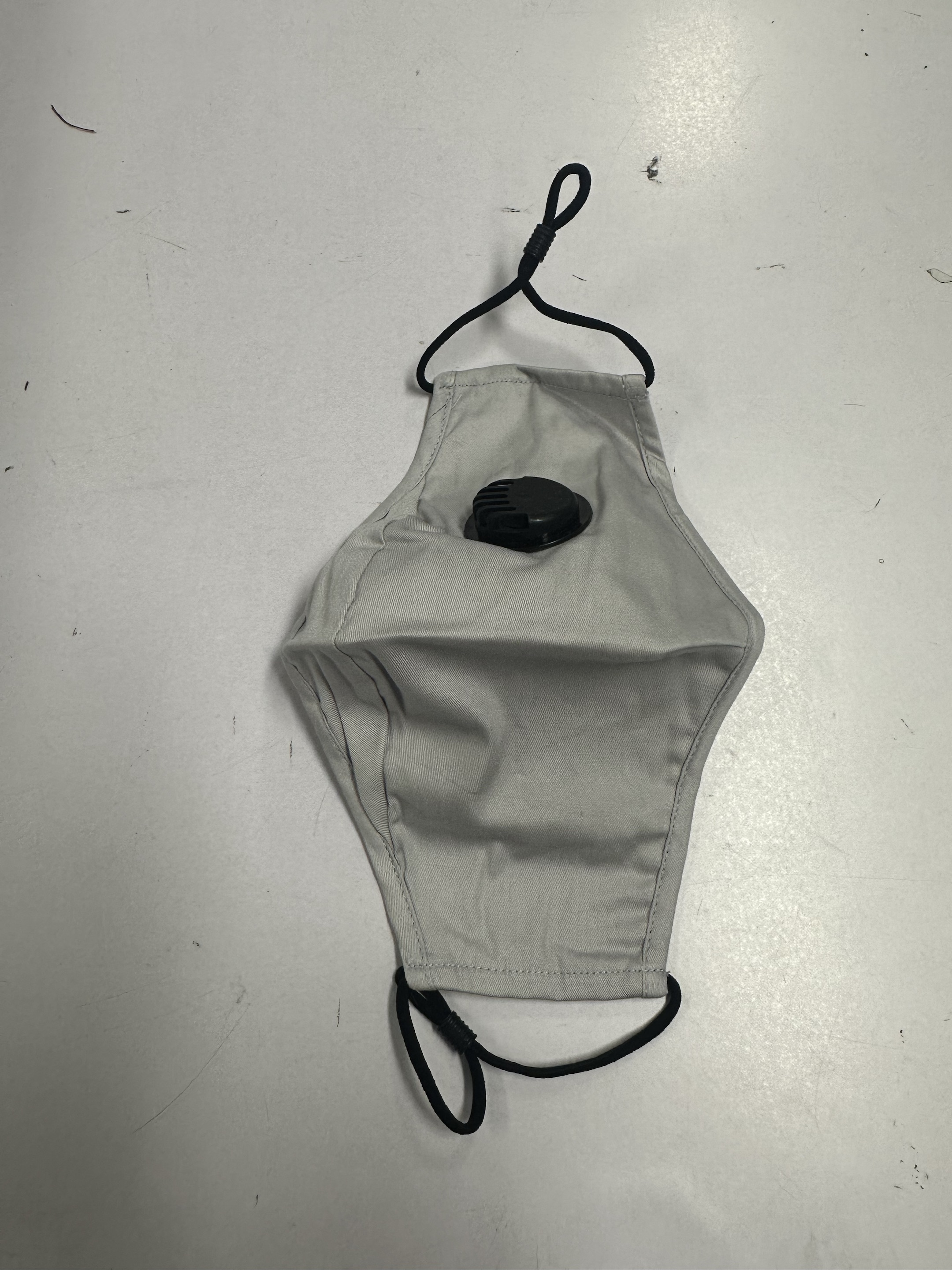 MASK-BKGRAY-Gray