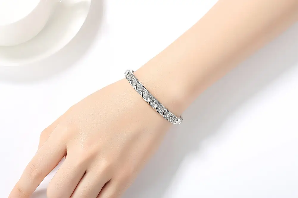 Fashionable And Popular Full Diamond Austrian Crystal Bracelet