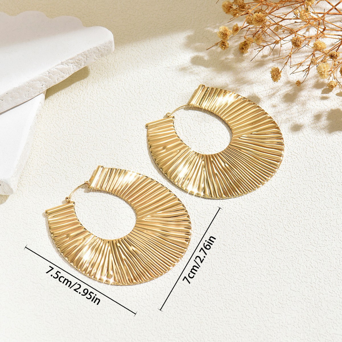 Cross-Border European Vintage Earrings For Women, Unique Exaggerated U-Shaped Stud Earrings, Light Luxury Elegant Versatile Niche Ear Jewelry