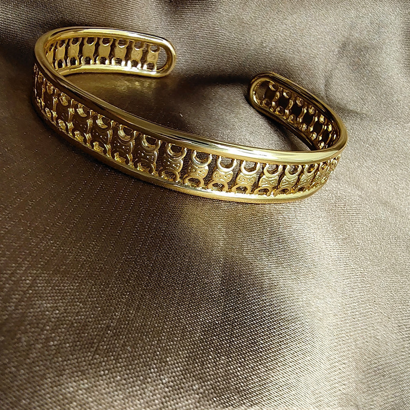 Frosty European And American  De Triomphe Bracelet Copper Plated With Real Gold
