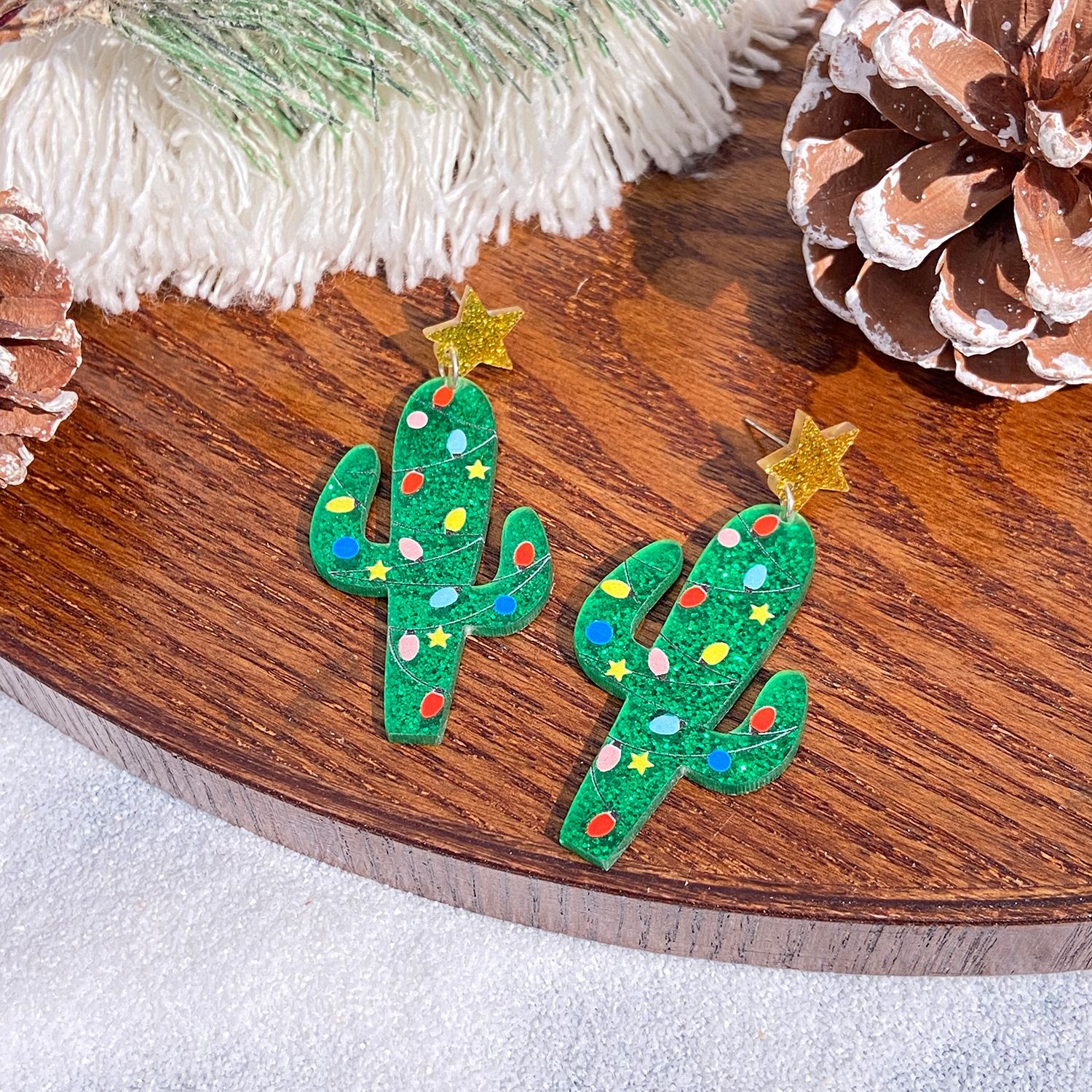 Title 7, Christmas Earrings Female Contrast Color Cute X...