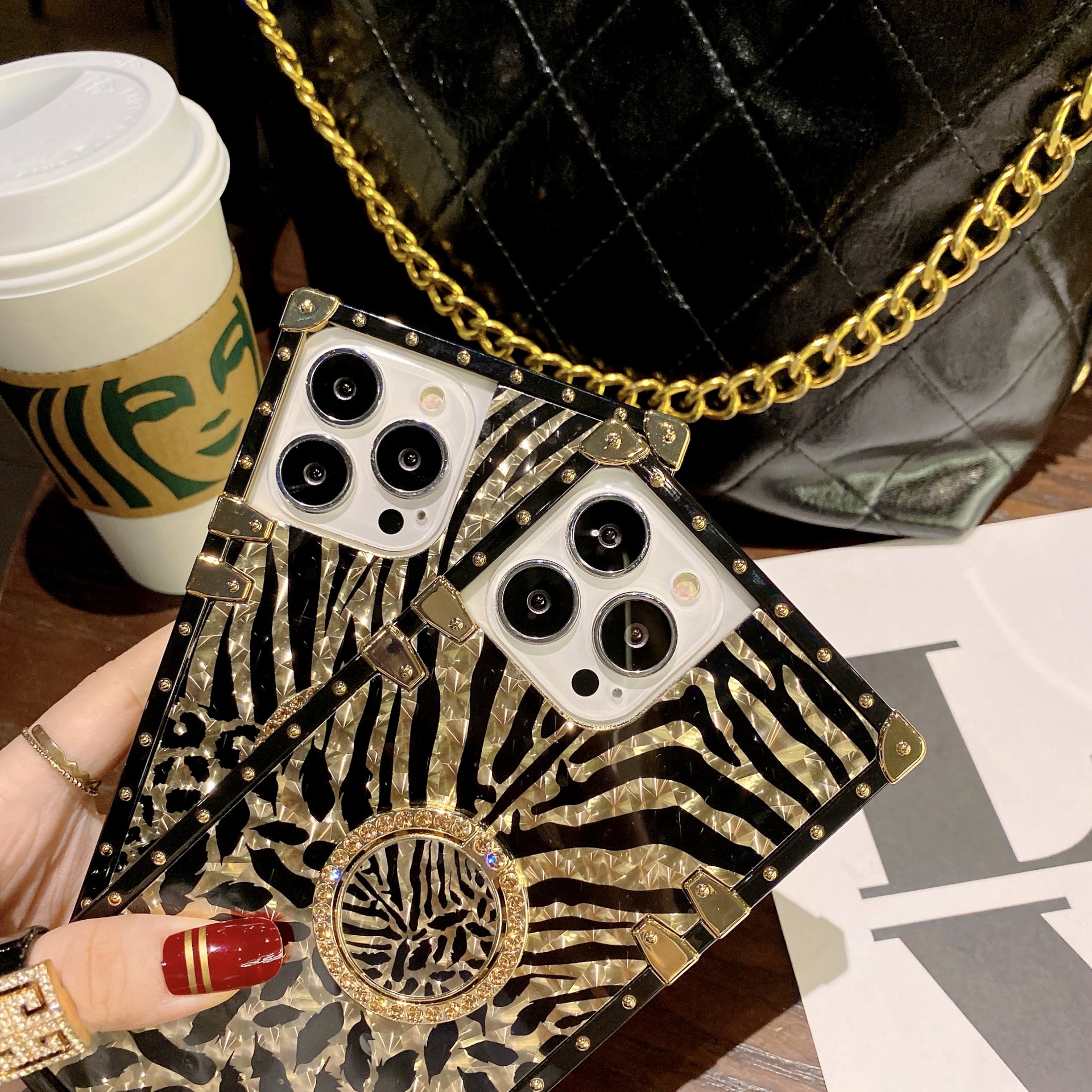 Square Fashion Leopard Print Classic Feather Phone Case