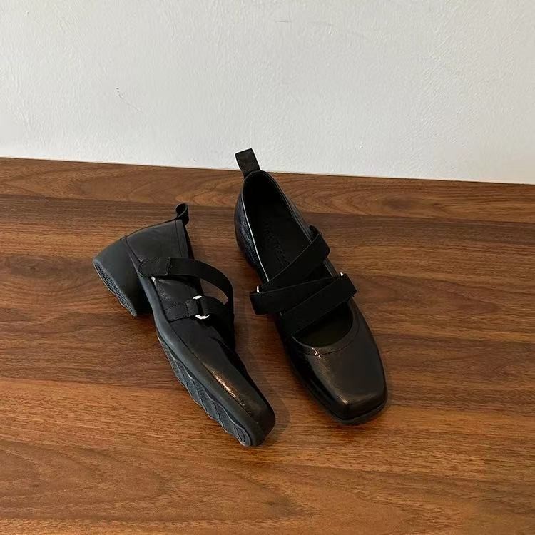 Mary Jane Block Heel Pumps, picture 2 of 4