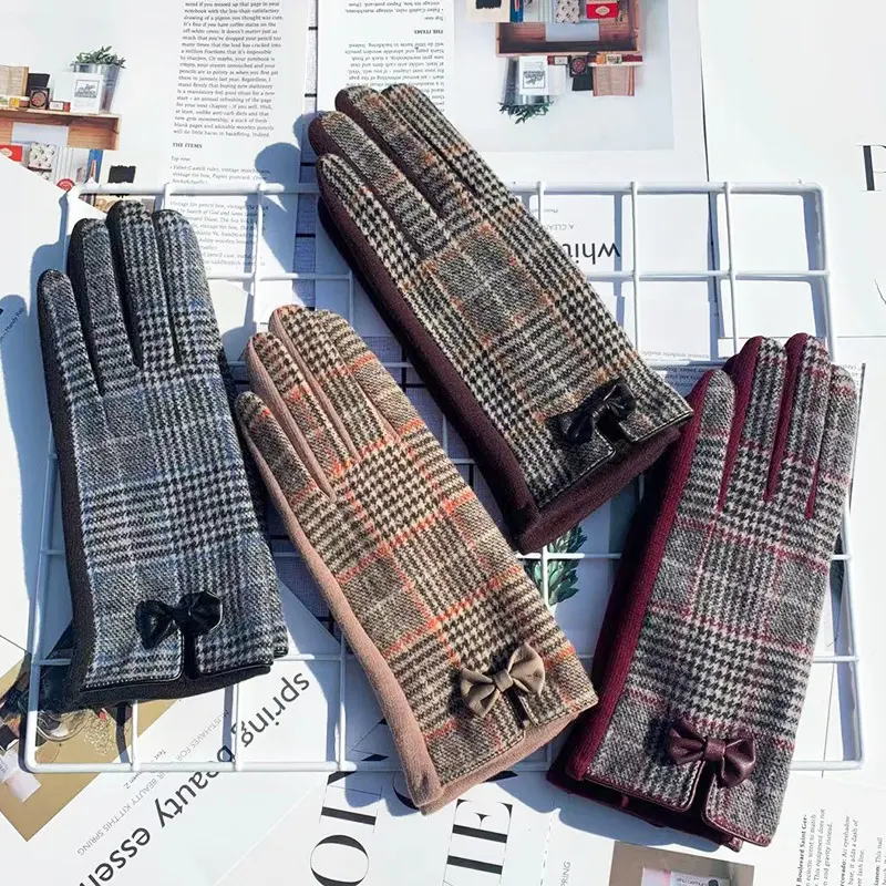 Warm Woolen Riding Gloves Touch Screen Contrast Color