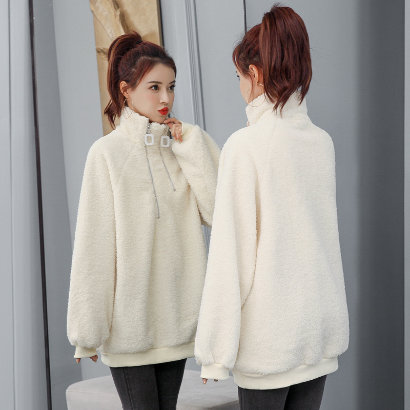 Title 5, Lamb wool turtleneck top