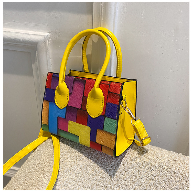New Women's Fashionable Small Square Bag