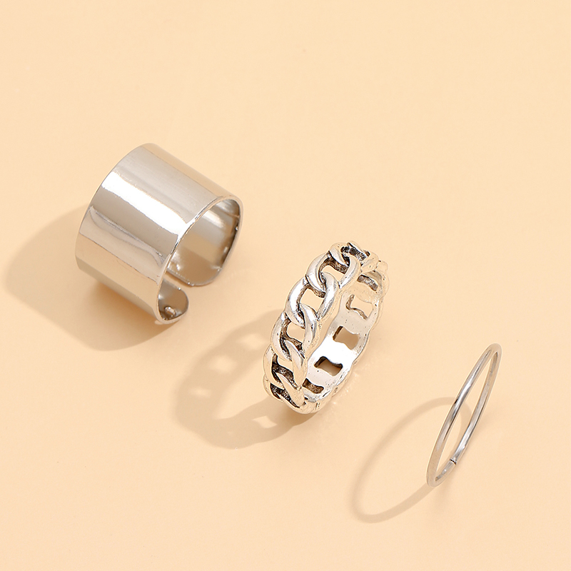 Simple And Fashionable Solid Color Metal Irregular Ring