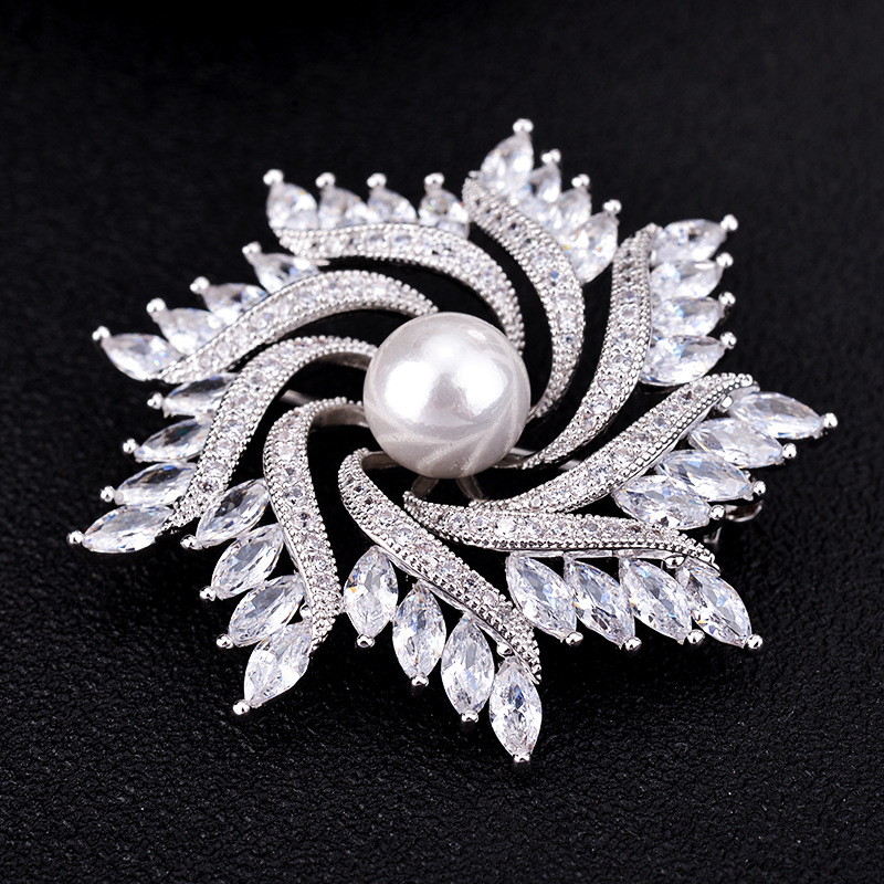 Pinwheel Brooch