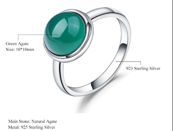 Elegant green agate ring made from 925 silver, featuring a geometric design, perfect as an everyday ring for women.