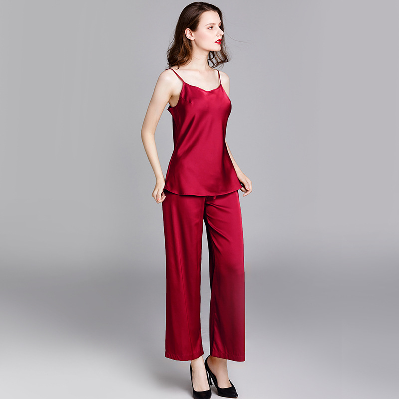 Title 3, Thin silk ladies suspender pajamas set