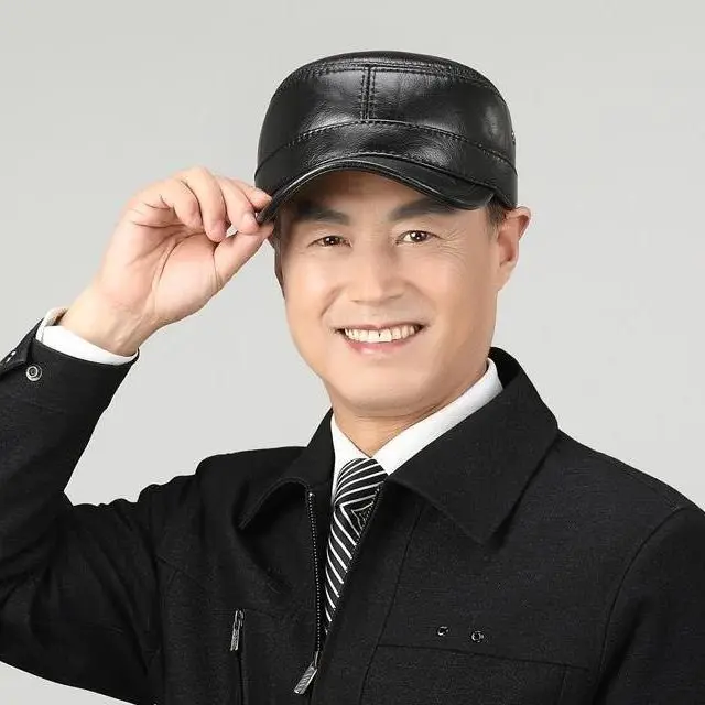 Leather Hat For Men's Warm Flat Top
