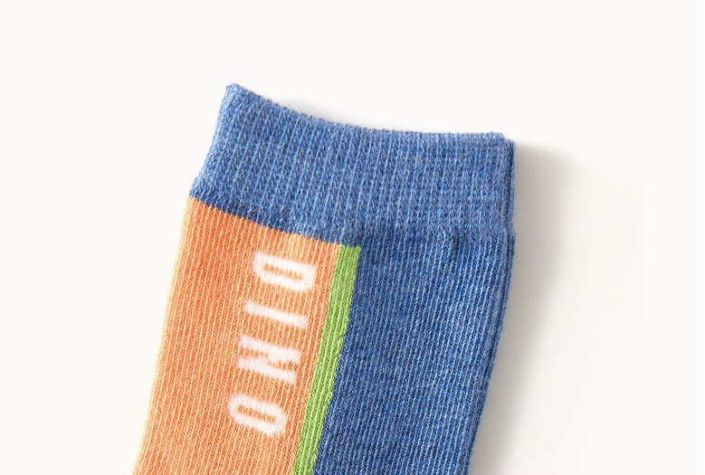 Fashion New Dark Boys Five-pointed Star Dinosaur Socks