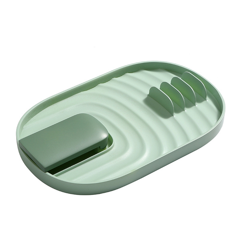 Oval horizontal stripes green