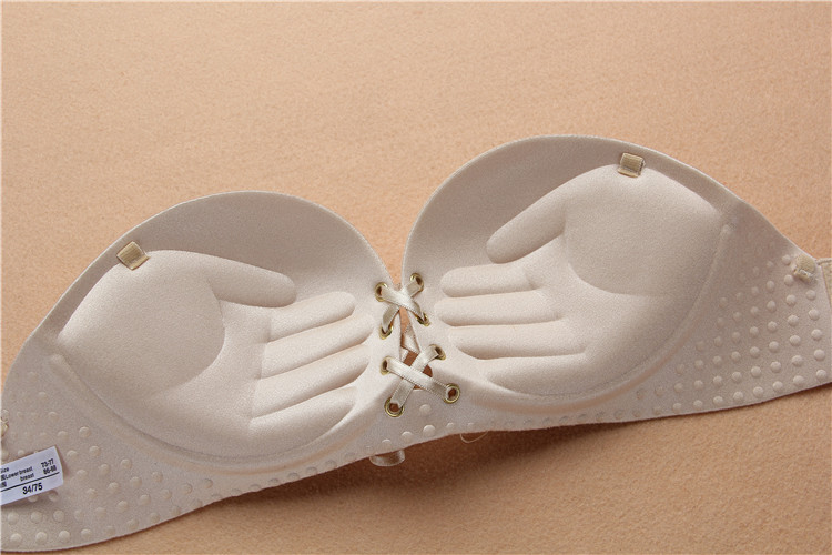 Title 1, Strapless and underwire gather bra