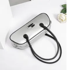 Catwalk Vintage One Shoulder Crossbody Bag - Silver - View 1