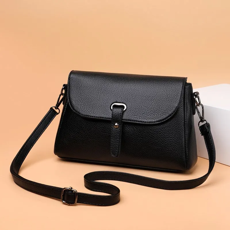 Middle-aged Women's Soft Leather Large Capacity Clutch Bag - Black