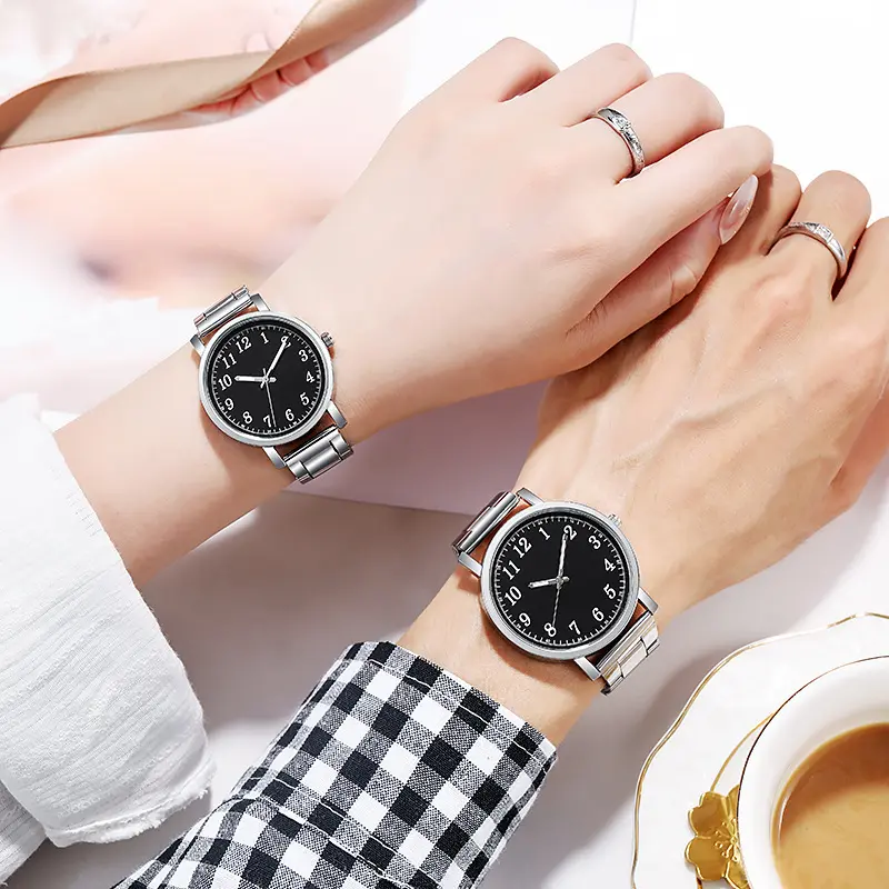 Men's And Women's Fashion Simple Steel Belt